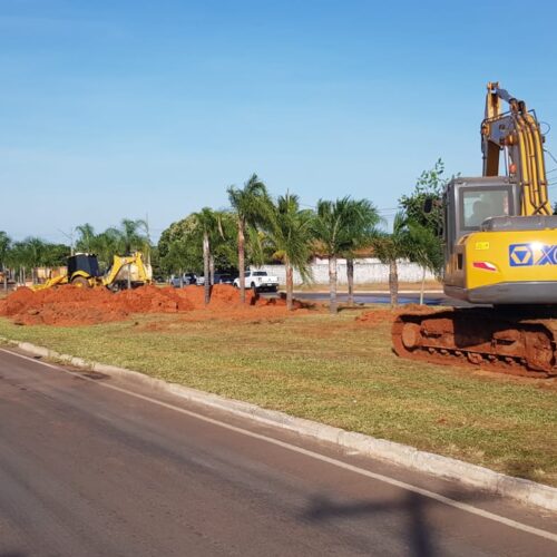 Prefeitura de Água Boa realiza a construção de novos estacionamentos na cidade
